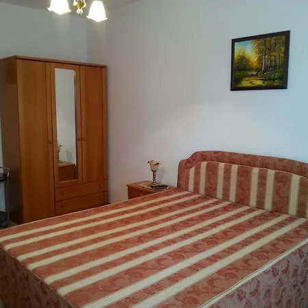 Flora Apartment Burgas